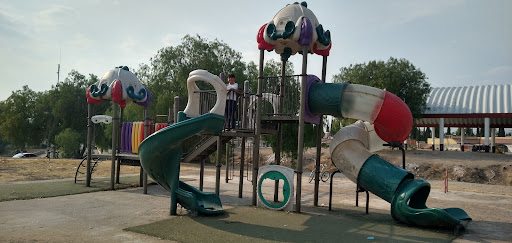 Juegos infantiles " La Trinidad "