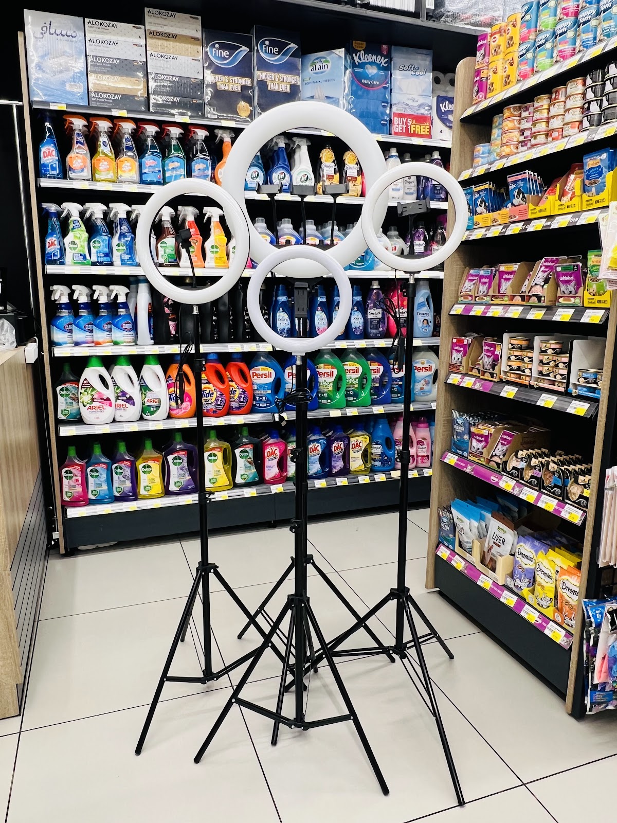 Best Buy Mobiles& Accessories - صورة 4