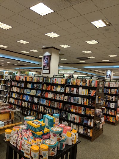 Barnes & Noble