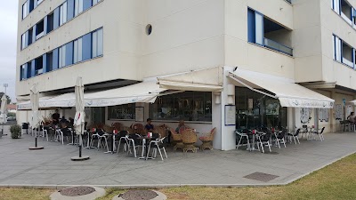 bar