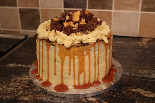 CJ's Cakery - Visual