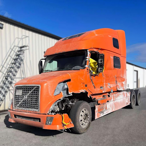 Truck Repair Team Gallery - United States