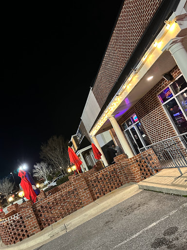 High Point Bistro - Bar & Live Music Social Club
