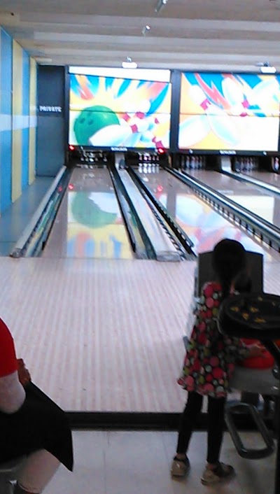 Bowlmor Lanes