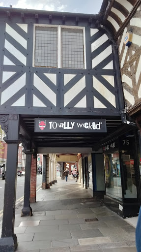 Foregate Street (Stop DD) Gallery - United Kingdom