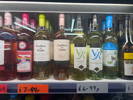Langley Stores - Visual