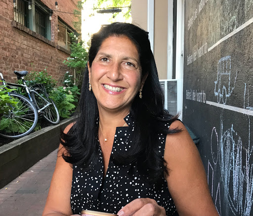 Victoria Barris, Realtor