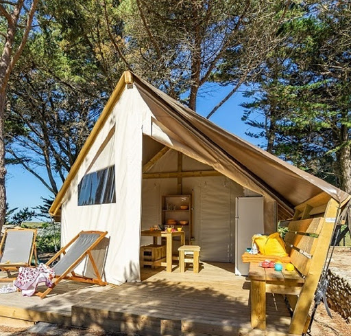 Camping Brin d'Amour Logo