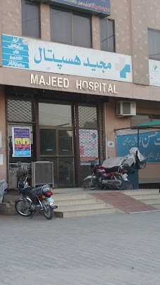 Majeed Hospital khanewal