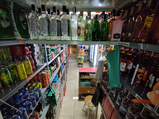 LICORES Y BEBIDAS TOLITO 2