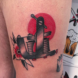 Photo n°7 de Grom Tattoo à Lyon (Tatoueur)