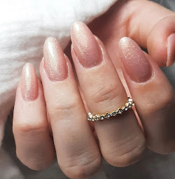 Photo n°1 de Sarh nails à Sonchamp (Salon de manucure)