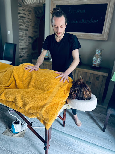Yaovi massages - Thumbnail