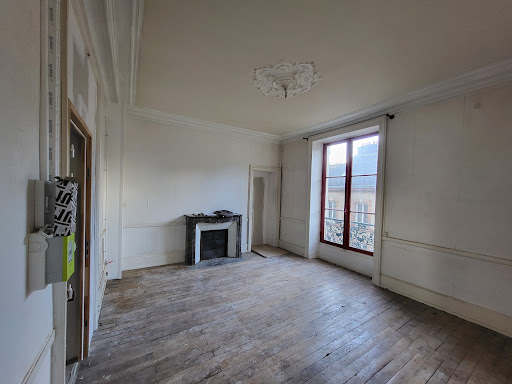 ️ Nouveau chantier lancé à Rennes !Cette belle pièce...