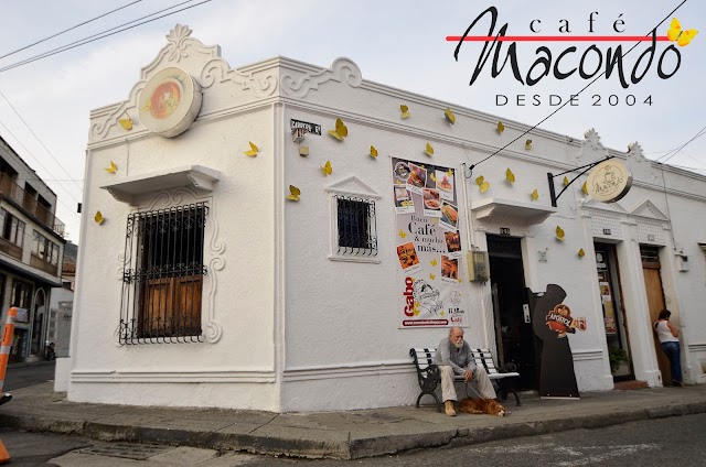 Macondo: Desserts & Coffee