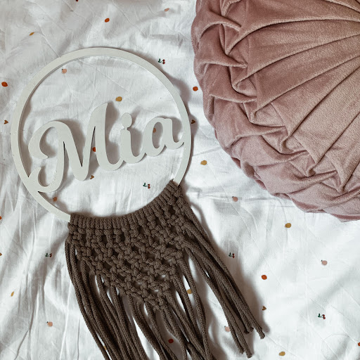Mini Mia - Visual