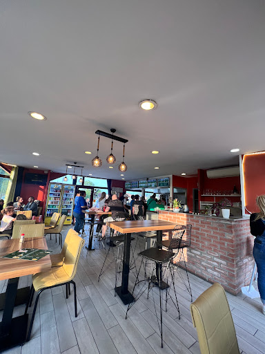Photo 5 - Mim burger