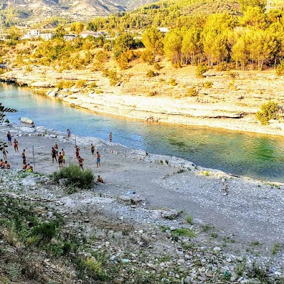 Plazhi Ura, Lumi i Permetit