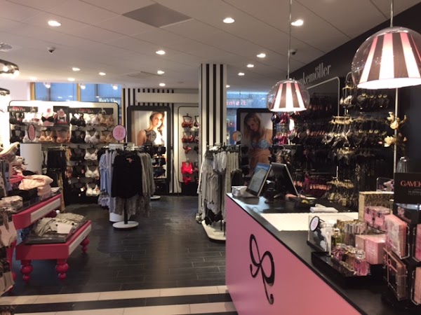 Tøjbutik — Danmark, og åbningstider