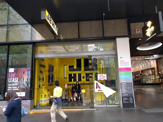 JB Hi-Fi