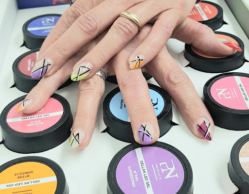 Artist Nails Daniela Murgia Nuoro