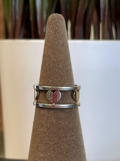 Lux Upscale Resale Boutique - Thumbnail