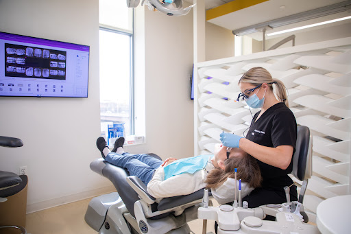 Banaji Family & Aesthetic Dentistry - Thumbnail