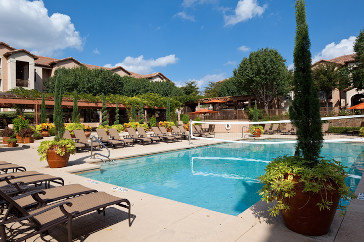 La Ventura Apartments by null