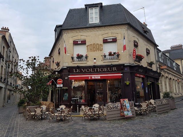Le Voltigeur