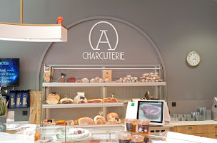 Photo n°14 de MAISON AVENEL à Vienne (Traiteur)