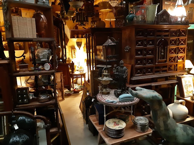 Antigüedades El Rincón