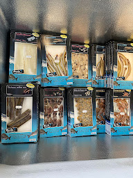 Photo n°2 de ZONE PECHE à Courseulles-sur-Mer (Magasin d'appâts de pêche)