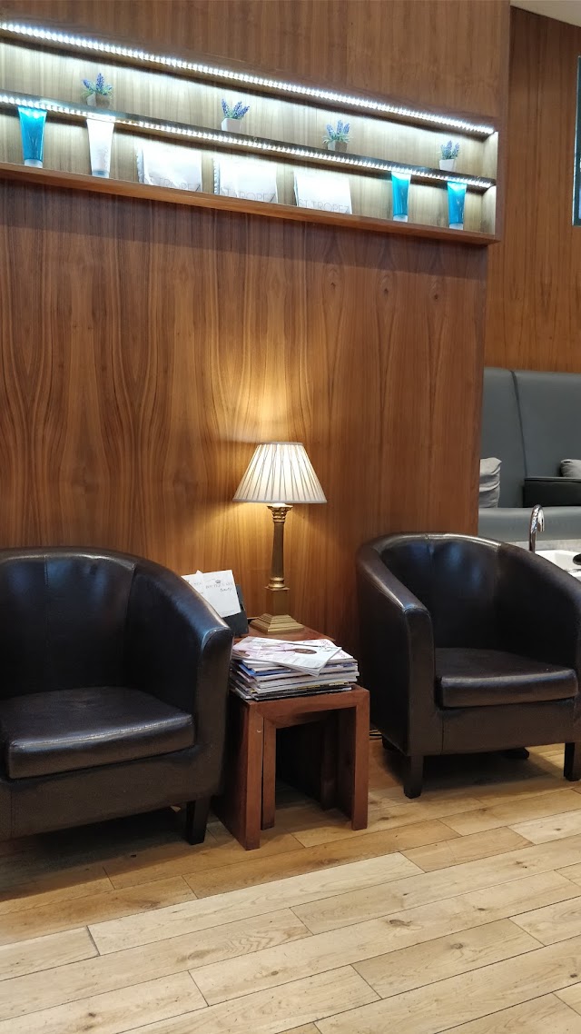 Boutique Spa Queensway