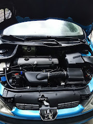 Photo n°7 de Sg embell''auto Nettoyage tous types de véhicule intérieur et extérieur préparation esthétique voiture detailing automobile à Châtellerault (Service de nettoyage et d'entretien)