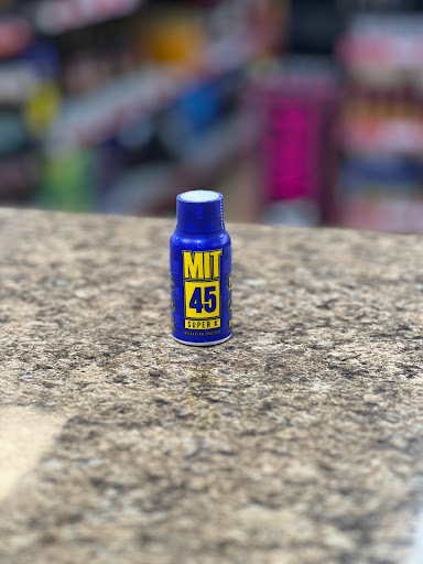 Hall Mart - Visual