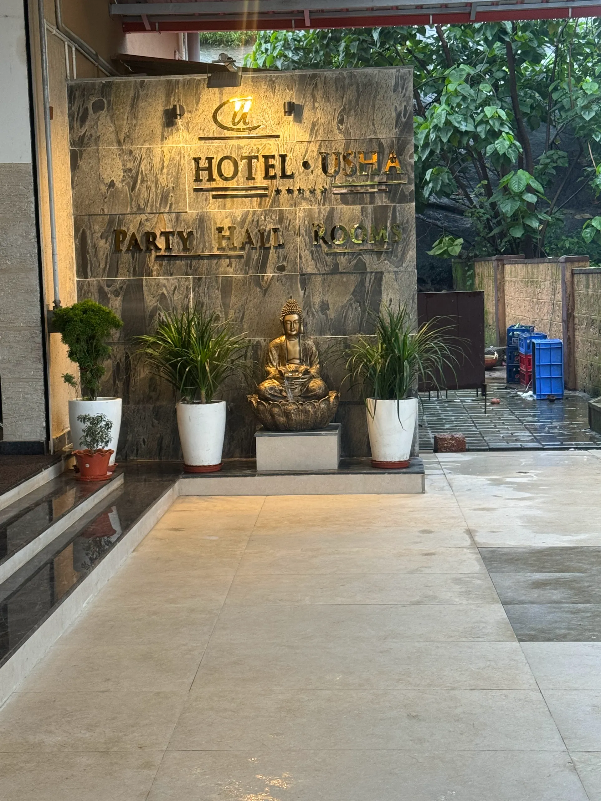 Usha Boarding and Lodging