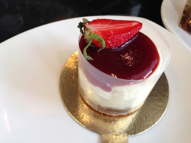 Sucre Patisserie & Cafe