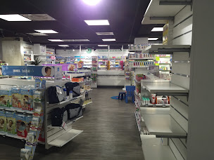 Photo n°18 de Pharmacie Bel Air Totum à Salon-de-Provence (Magasin de vitamines et compléments alimentaires)