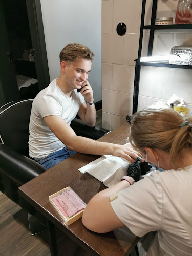Numer telefony do Fabryka Diamentów - Salon Fryzjerski | Barber | Masaże | Konin