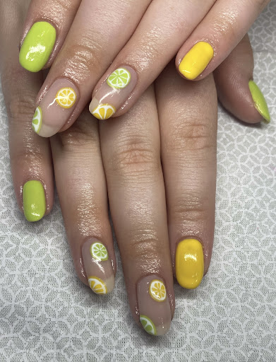 Shameless Sets Nail Salon
