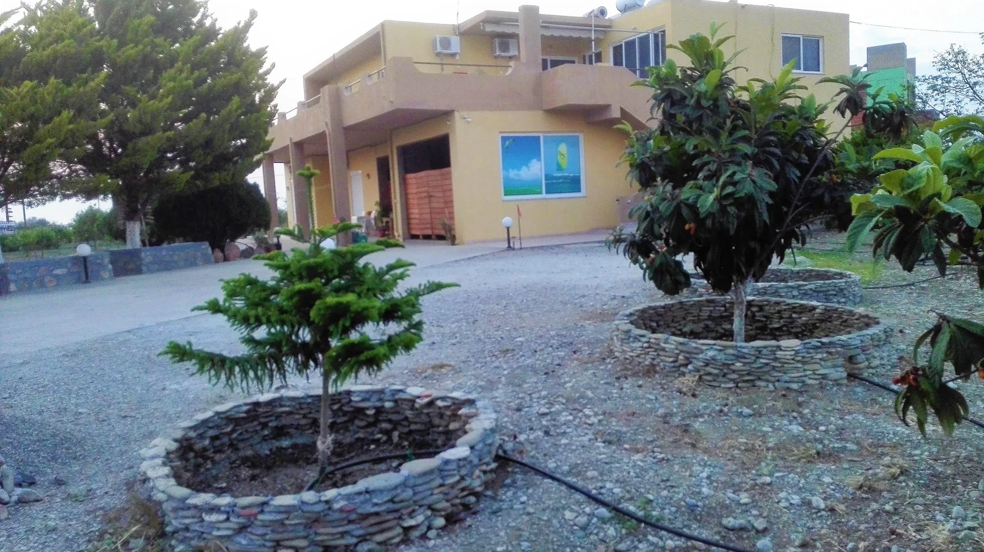 Thanasis Apartments