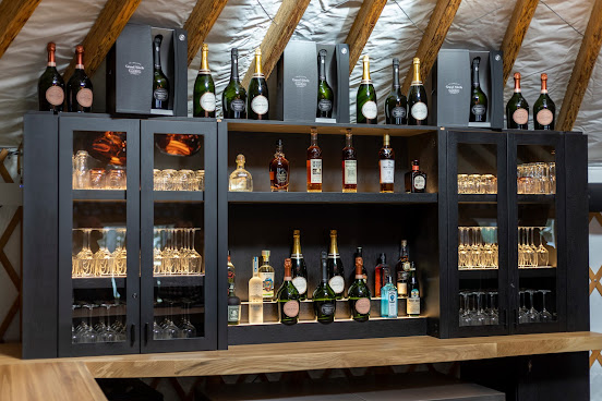 Chute Eleven by null