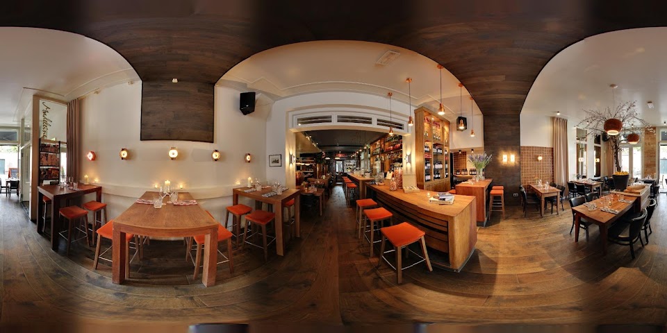 Bistro Madeleine by null