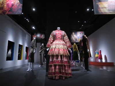 姫路市立美術館