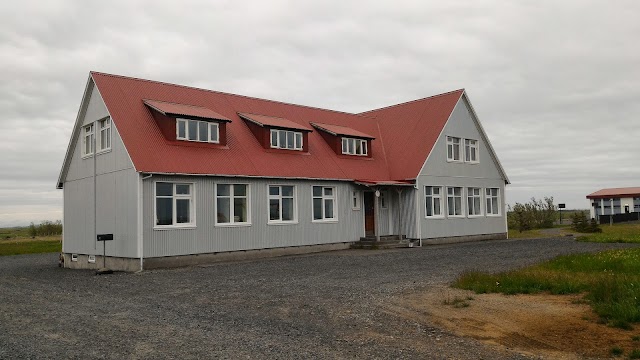 Gaulverjaskoli (The Old School House)