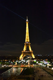 Photo n°2 de RESERVER UN TAXI : CENTRALE DE TAXIS , TPMR ,TRANSFERTS, GARE-AÉROPORT-CONVENTIONNÉ CPAM VSL à Beauvais (Service de transport et d'accompagnement)