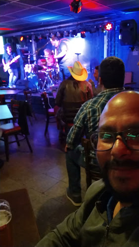 Opiniones de Bikerchop en Pedro Aguirre Cerda - Restaurante