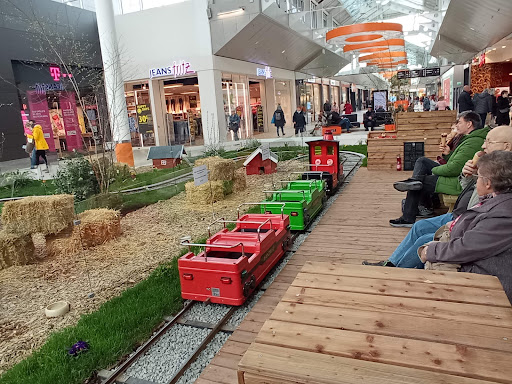 P.C. - Paunsdorf Center - Thumbnail