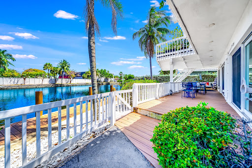 Premier Listings - Visual