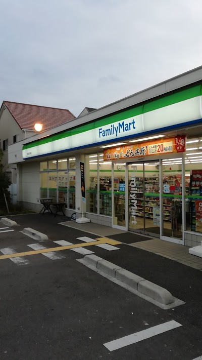 ファミリーマート 西宮上大市店